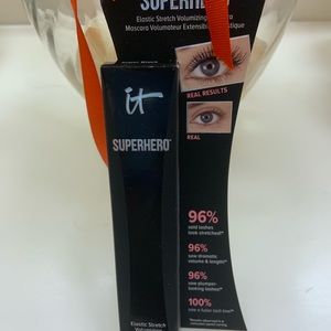 IT SUPERHERO MASCARA